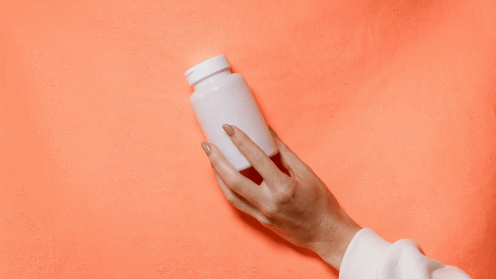 HepatoBurn bottle displayed with its key herbal ingredients in a clean wellness layout.